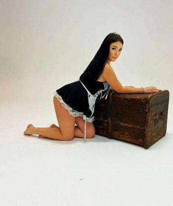 💋 Я креативная, нежная и опытная девушка, готовая исполнить все твои фантазии. Живу в Москве, в самом сердце столицы. Со мной ты сможешь расслабиться и насладиться незабываемыми моментами страсти. У меня есть фото, которые покажут тебе все мои прелести. Я готова предложить тебе широкий спектр услуг, чтобы удовлетворить все твои желания. Уверена, что ты останешься доволен нашей встречей. У меня также есть положительные отзывы от предыдущих клиентов, которые подтверждают мое мастерство и безупречность. Не откладывай на потом - приходи ко мне и ощути весь мой пылкий 🔥 и страстный характер. Я жду тебя, милый! 😉 Алиса